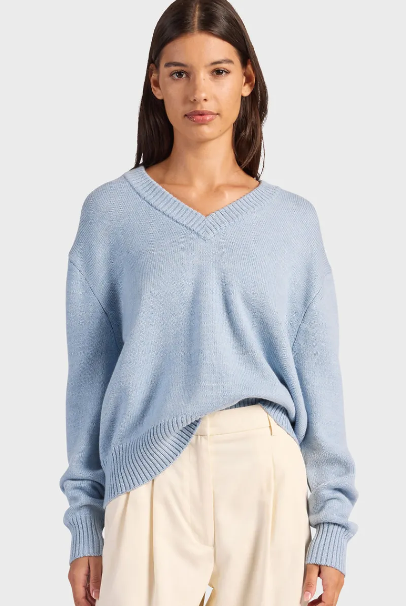 Outlet Academy Brand Merino V-Neck